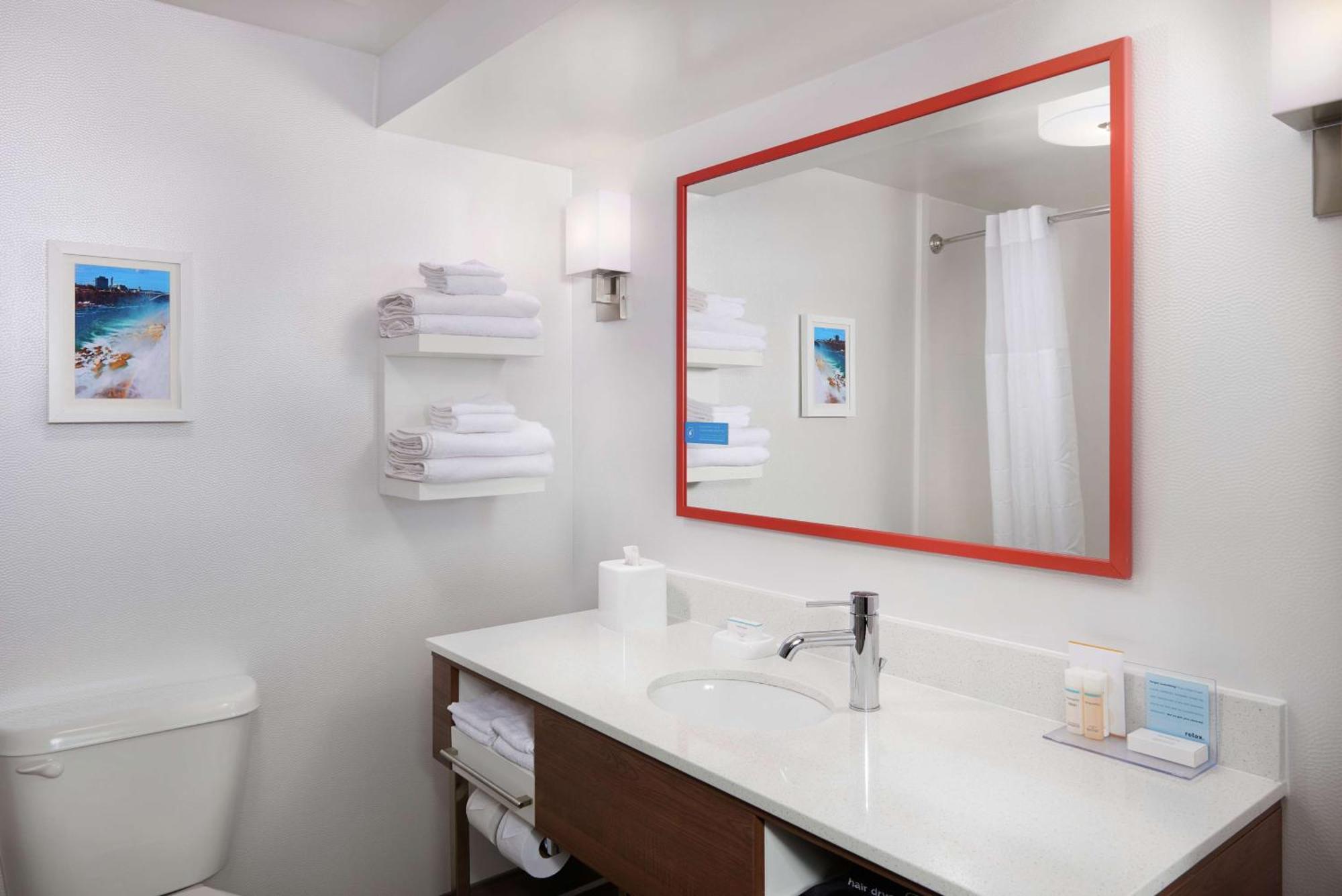 Hampton Inn Niagara Falls Exterior foto