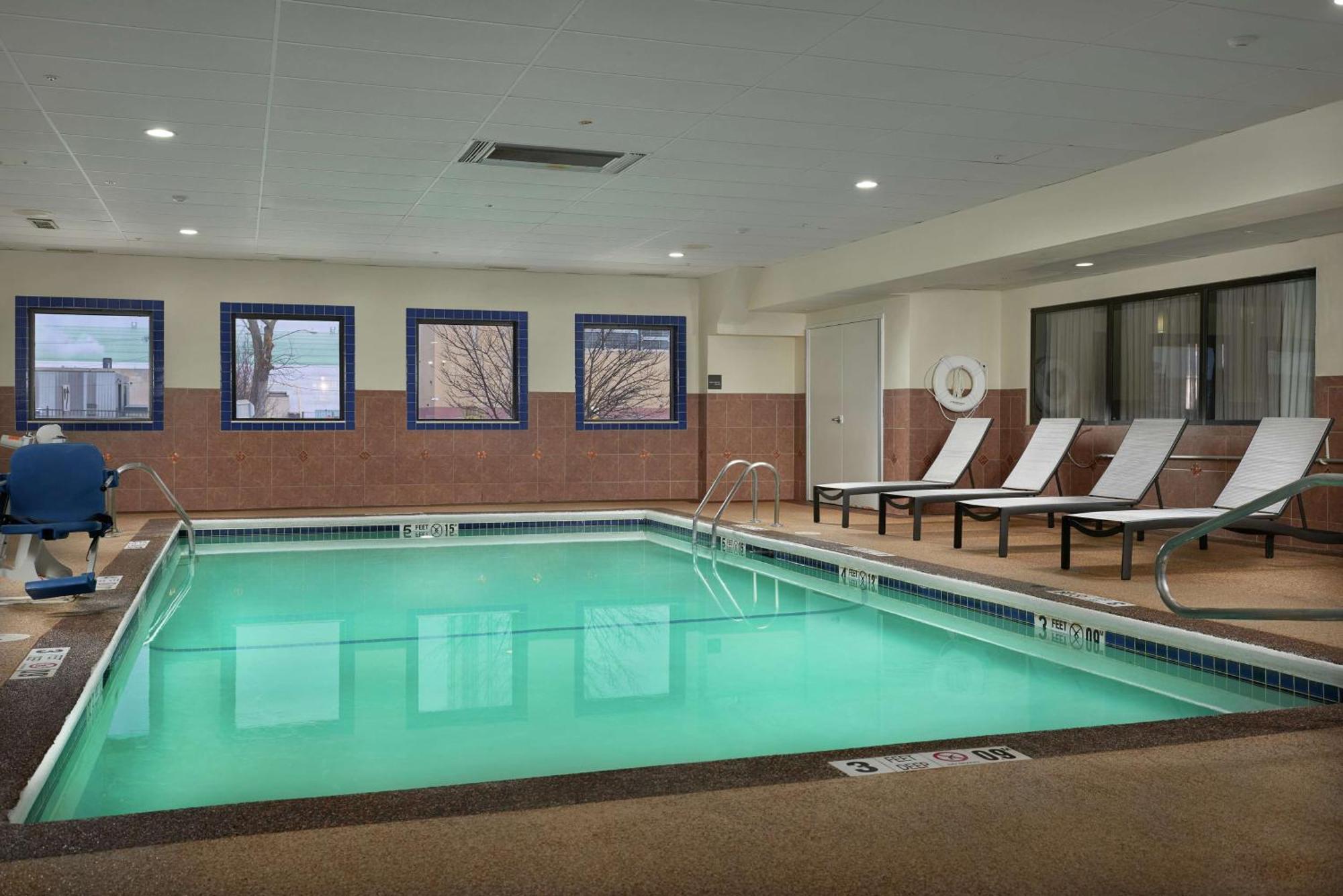 Hampton Inn Niagara Falls Exterior foto